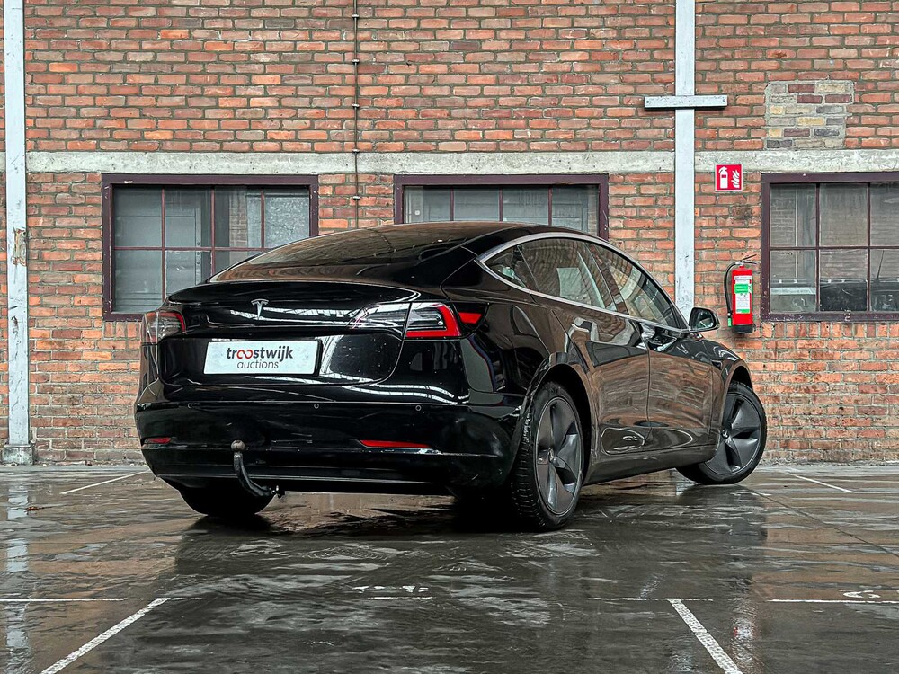 Tesla Model 3 Stnd.RWD Plus 60 kWh 238pk 2020, K-738-BV
