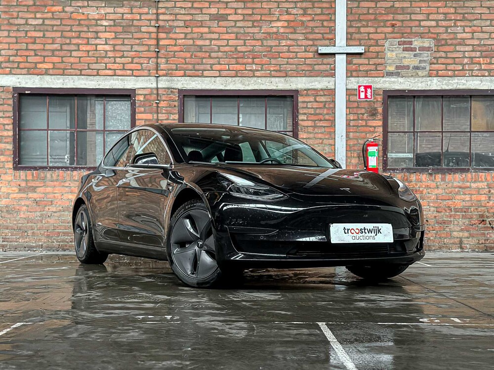 Tesla Model 3 Stnd.RWD Plus 60 kWh 238pk 2020, K-738-BV