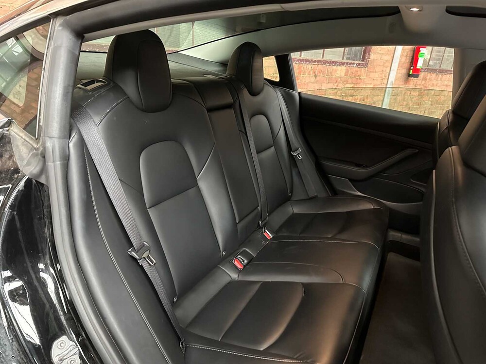 Tesla Model 3 Stnd.RWD Plus 60 kWh 238pk 2020, K-738-BV