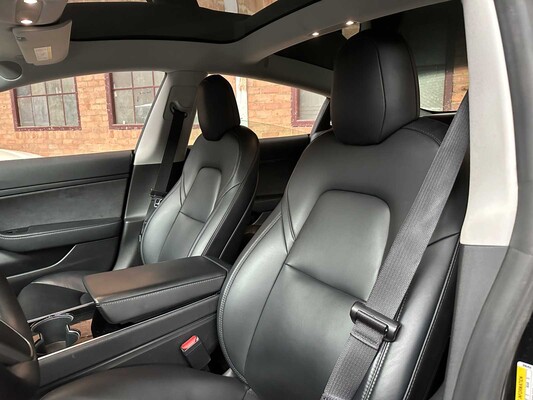 Tesla Model 3 Stnd.RWD Plus 60 kWh 238pk 2020, K-738-BV