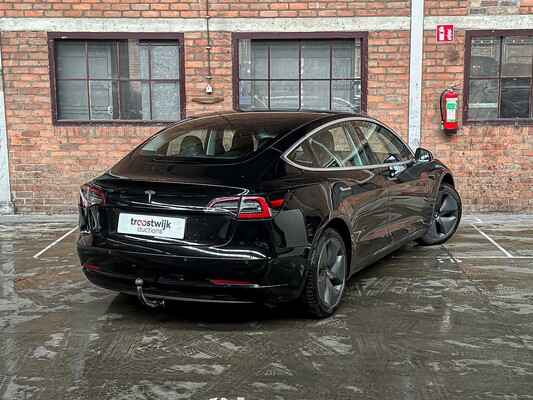 Tesla Model 3 Stnd.RWD Plus 60 kWh 238pk 2020, K-738-BV