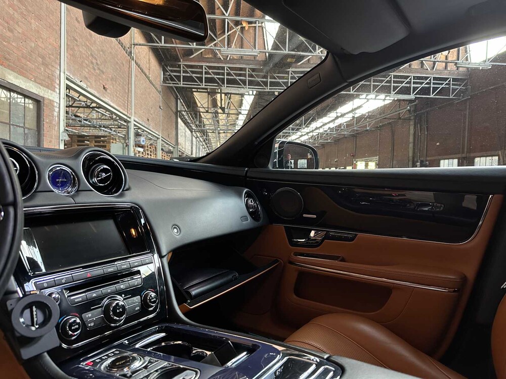Jaguar XJ 3.0 V6D Portfolio 275pk 2012