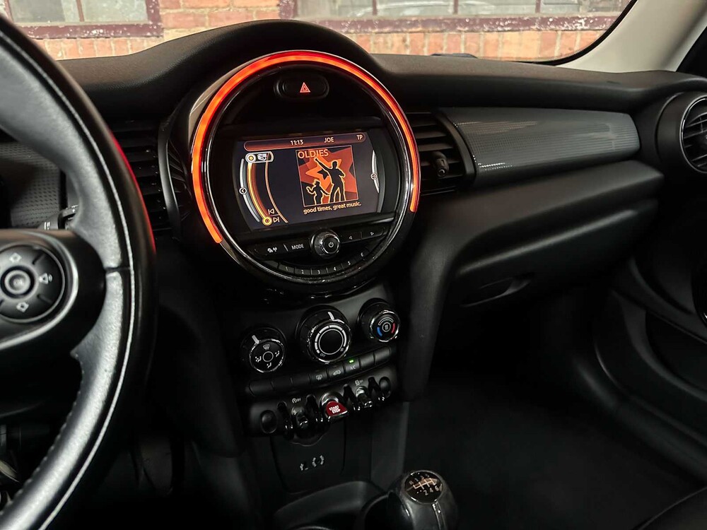 Mini Cooper 1.5 Business 136 PS 2016 (Original-NL), KR-270-J