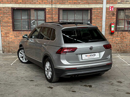 Volkswagen Tiguan 1.4 TSI ACT Highline 148 PS 2018 (Original-NL), RR-501-H