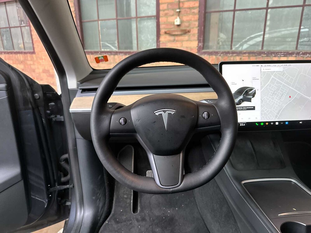 Tesla Model Y Langstrecken-Allradantrieb 75 kWh 351 PS 2021, N-842-RT