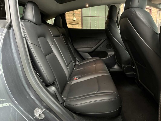 Tesla Model Y Langstrecken-Allradantrieb 75 kWh 351 PS 2021, N-842-RT