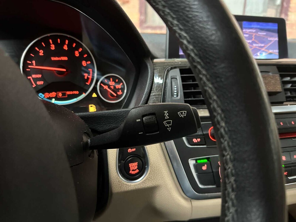 BMW 320i EfficientDynamics Edition Upgrade Edition 170 PS 2013 (Original-NL) 3er, 1-SLL-03