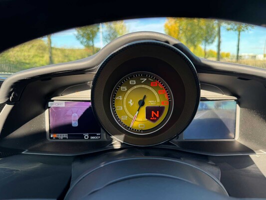 Ferrari 488 Spider HELE 3,9 V8 – Vollkohle – 670 PS 2018