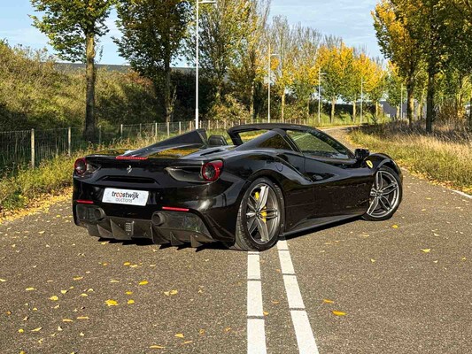Ferrari 488 Spider HELE 3,9 V8 – Vollkohle – 670 PS 2018