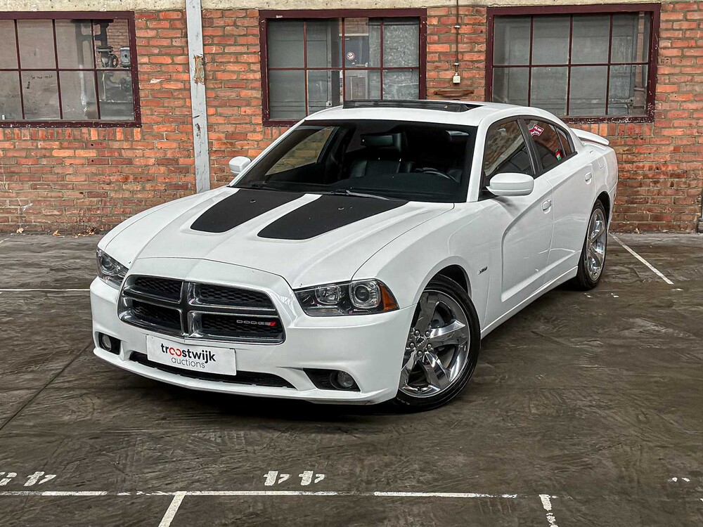 Dodge Charger RT HEMI 5.7 V8 375 PS 2013