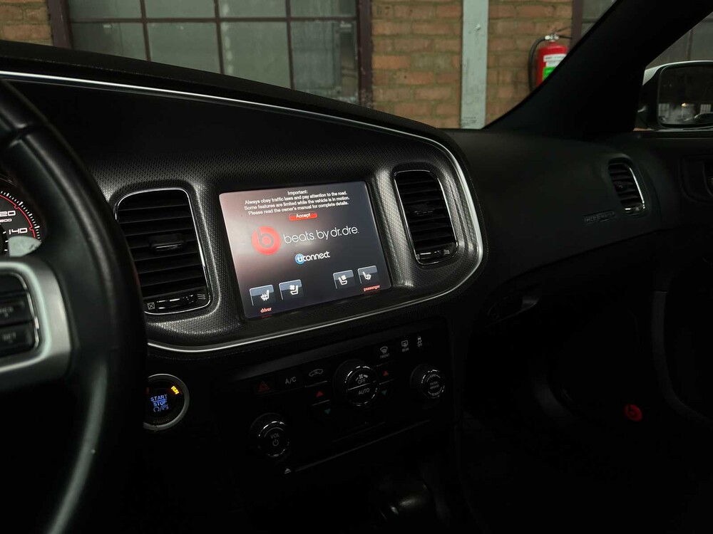 Dodge Charger RT HEMI 5.7 V8 375 PS 2013