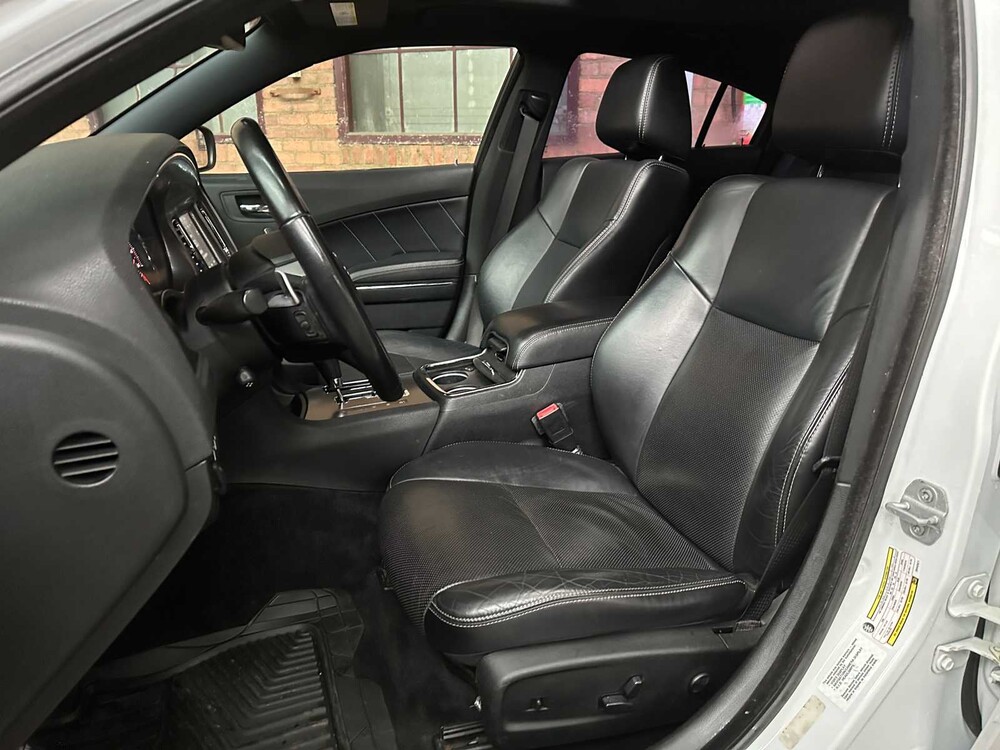 Dodge Charger RT HEMI 5.7 V8 375 PS 2013