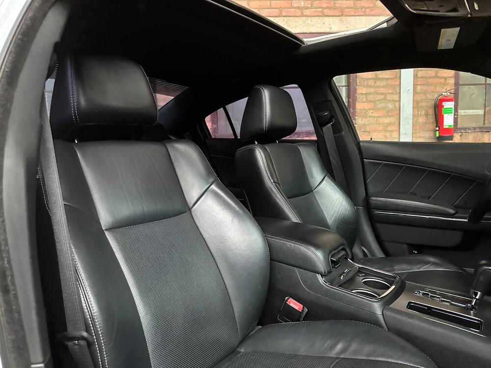 Dodge Charger RT HEMI 5.7 V8 375 PS 2013