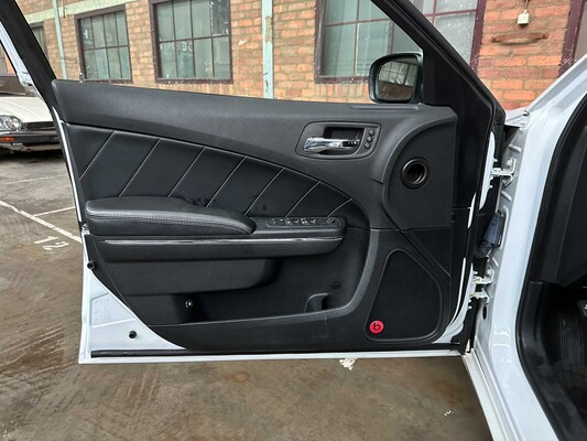 Dodge Charger RT HEMI 5.7 V8 375 PS 2013