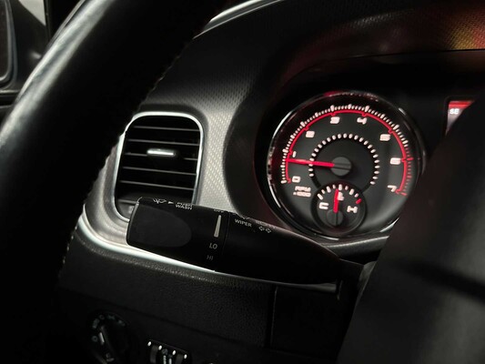 Dodge Charger RT HEMI 5.7 V8 375 PS 2013