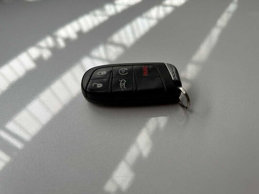 Dodge Charger RT HEMI 5.7 V8 375 PS 2013