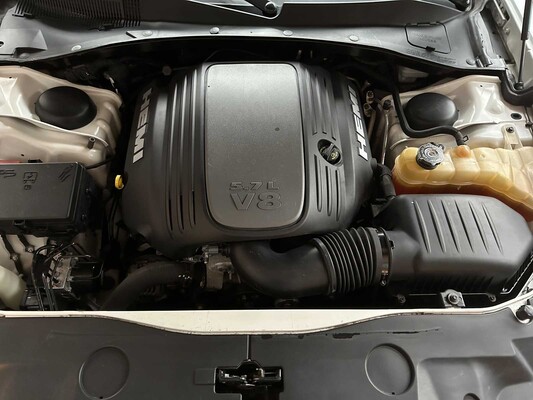 Dodge Charger RT HEMI 5.7 V8 375 PS 2013