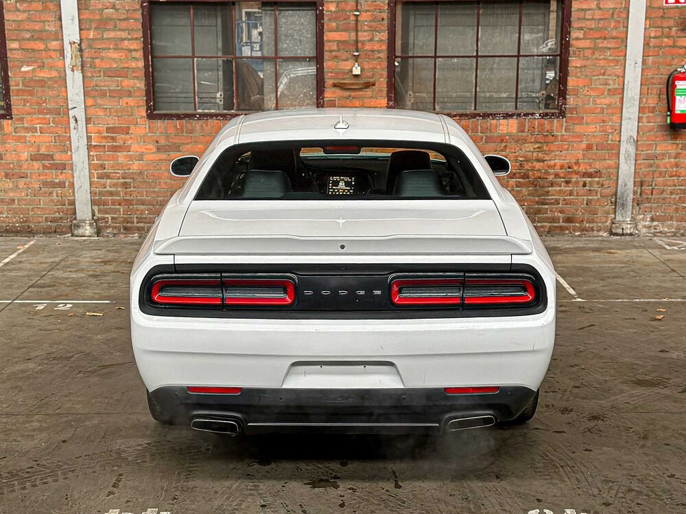 Dodge Challenger SXT PLUS 3,6 V6 305 PS 2015