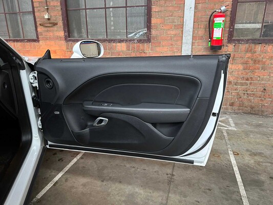 Dodge Challenger SXT PLUS 3,6 V6 305 PS 2015