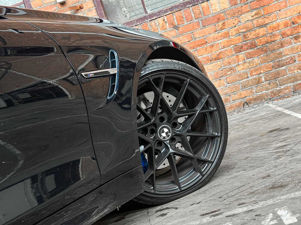 BMW M4 Cabriolet 431 PS CARBON 2015 M-Sport 4er F83, T-248-LD