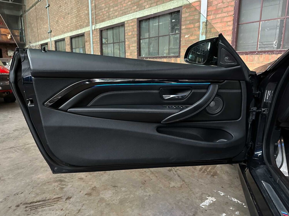 BMW M4 Cabriolet 431 PS CARBON 2015 M-Sport 4er F83, T-248-LD