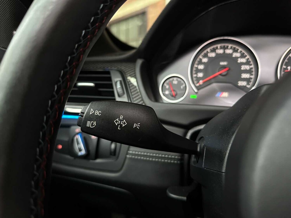 BMW M4 Cabriolet 431 PS CARBON 2015 M-Sport 4er F83, T-248-LD