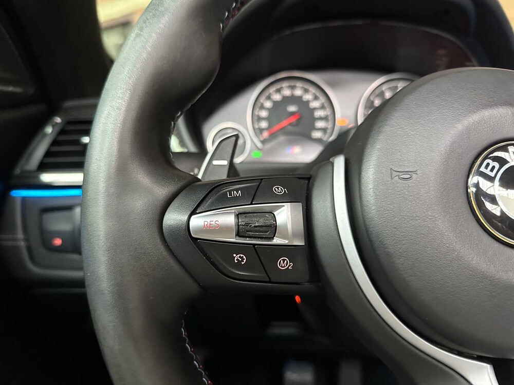 BMW M4 Cabriolet 431 PS CARBON 2015 M-Sport 4er F83, T-248-LD