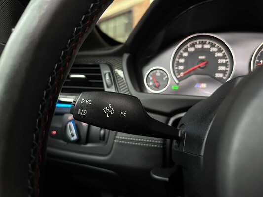 BMW M4 Cabriolet 431 PS CARBON 2015 M-Sport 4er F83, T-248-LD