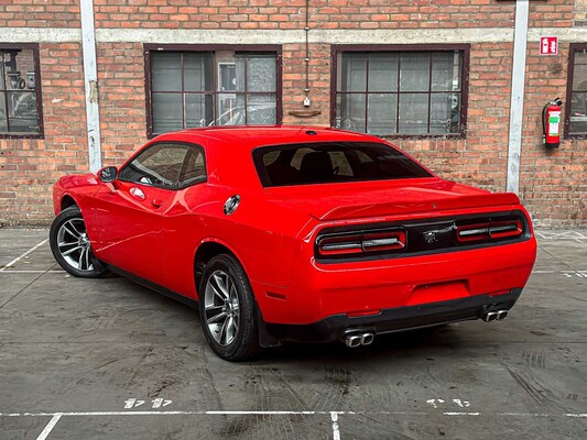 Dodge Challenger SXT 3,6 V6 305 PS 2018