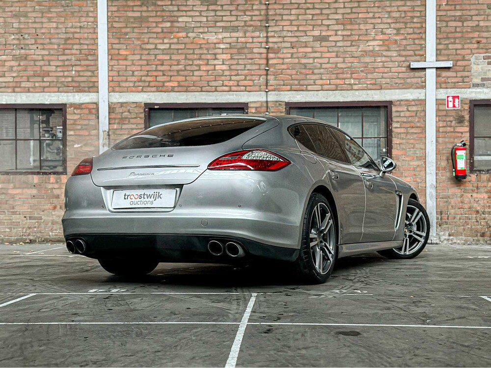 Porsche Panamera 3,6 V6 300 PS 2011
