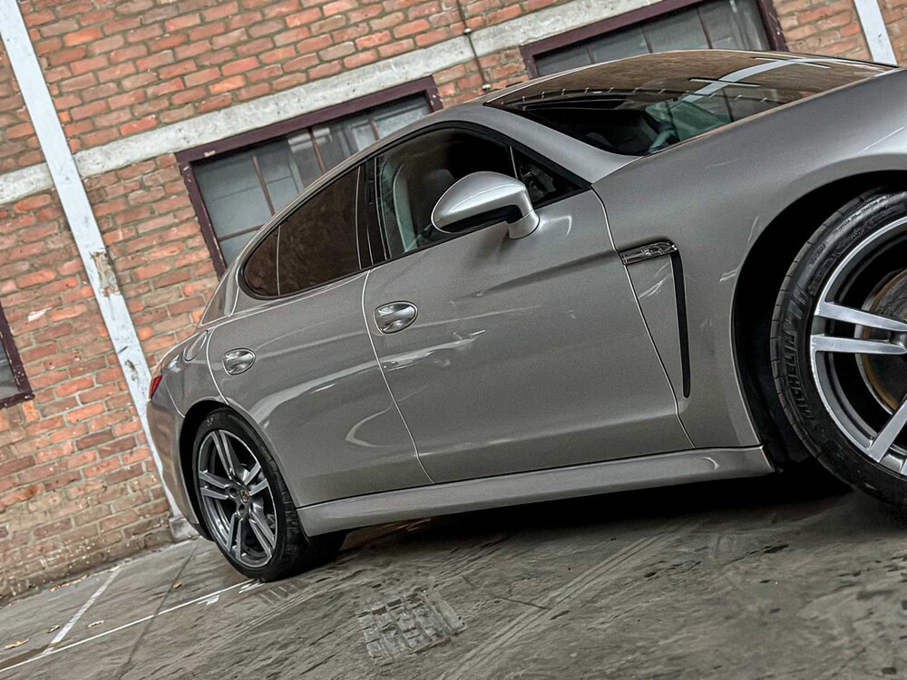 Porsche Panamera 3,6 V6 300 PS 2011