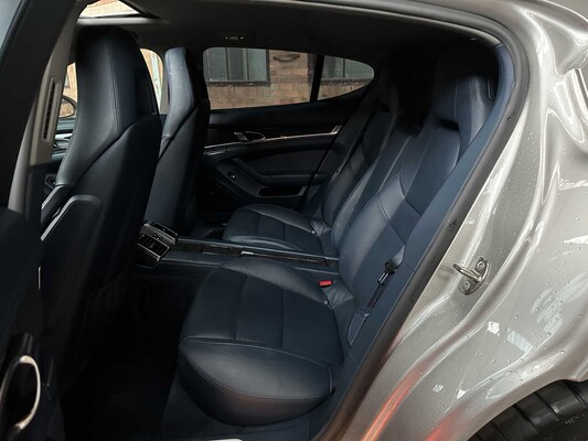 Porsche Panamera 3,6 V6 300 PS 2011