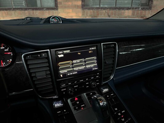 Porsche Panamera 3,6 V6 300 PS 2011