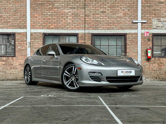Porsche Panamera 3,6 V6 300 PS 2011