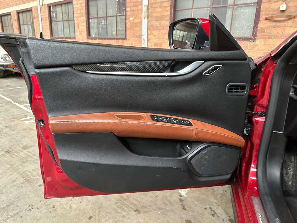 Maserati Ghibli S Q4 3,0L V6 F DOHC 24V 411 PS 2016