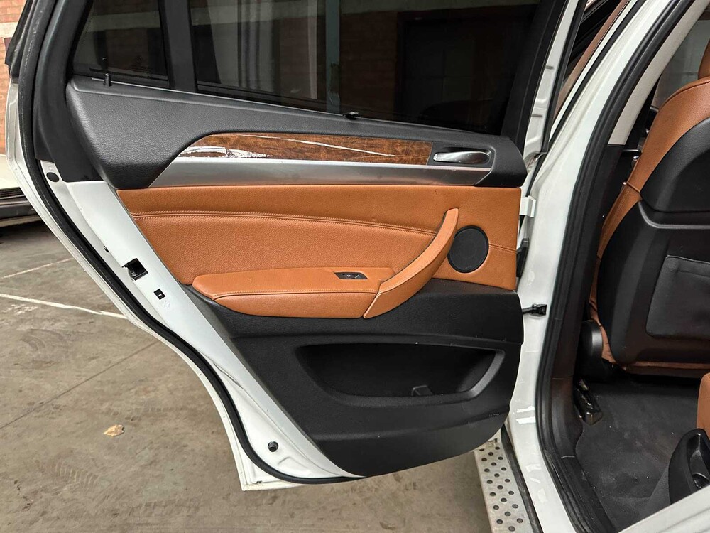 BMW X6 xDrive35i LCi 306 PS 2011