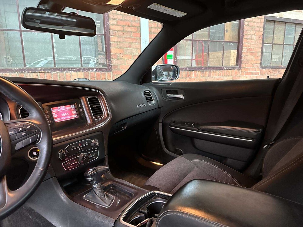 Dodge Charger SE 3.6 V6 292 PS 2016