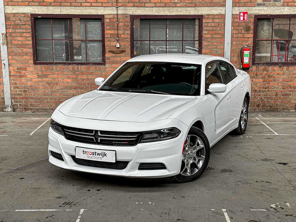 Dodge Charger SE 3.6 V6 292 PS 2016
