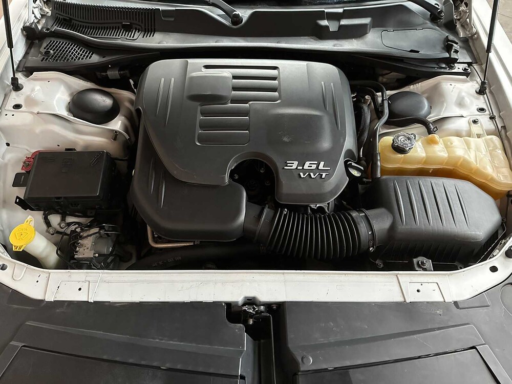 Dodge Challenger SXT 3.6 V6 305 PS 2016