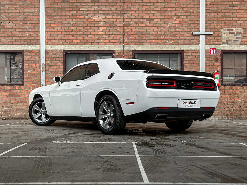 Dodge Challenger SXT 3.6 V6 305 PS 2016