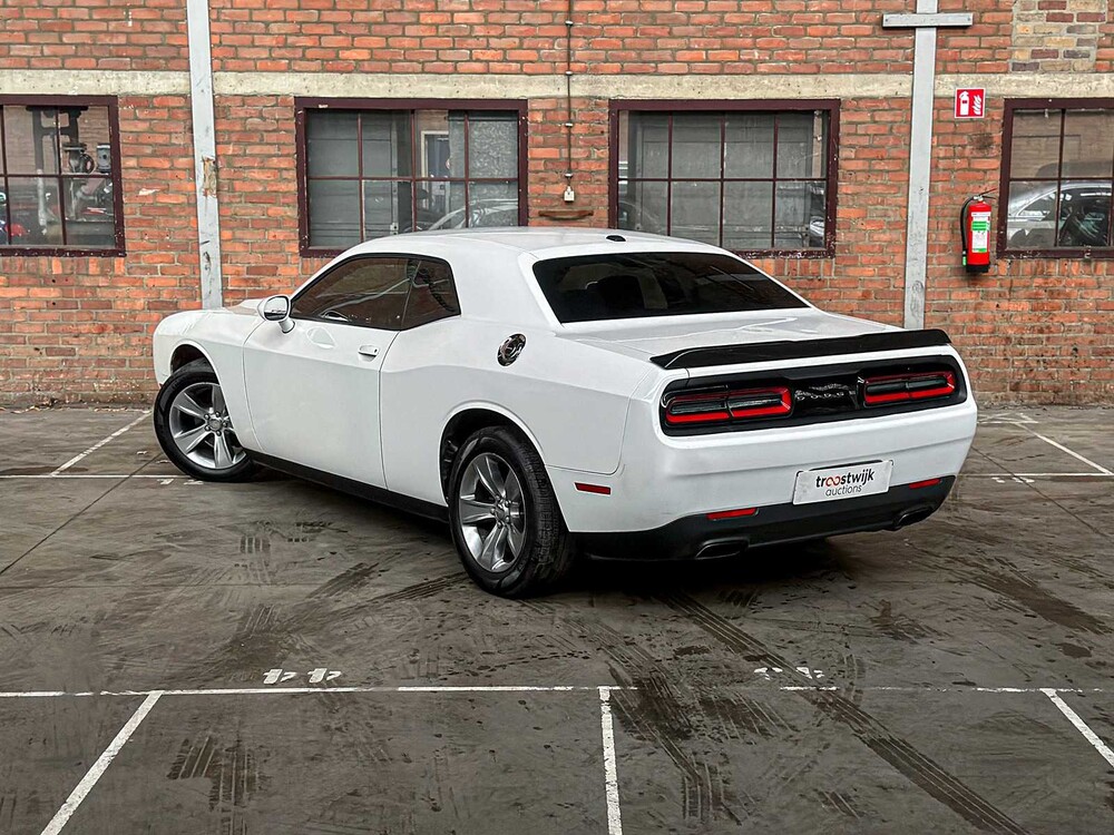 Dodge Challenger SXT 3.6 V6 305 PS 2016