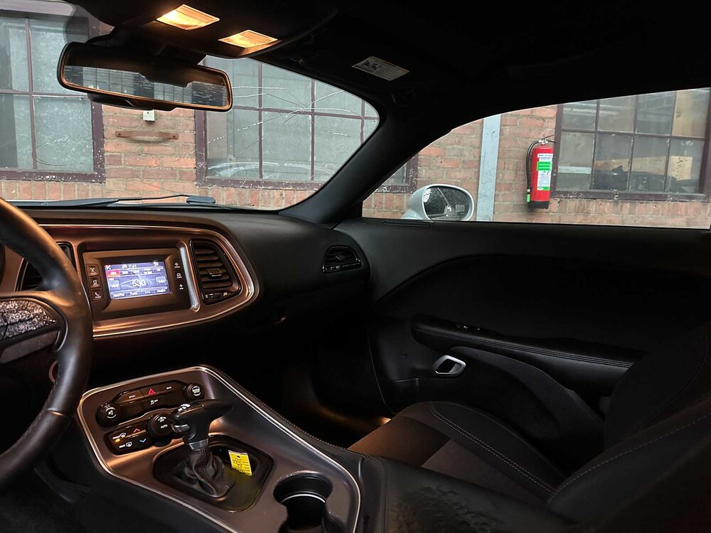 Dodge Challenger SXT 3.6 V6 305 PS 2016