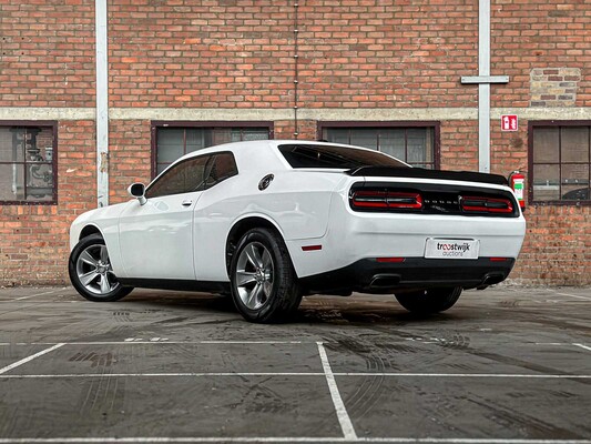 Dodge Challenger SXT 3.6 V6 305 PS 2016