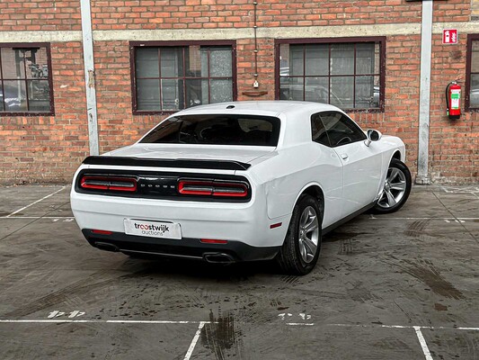 Dodge Challenger SXT 3.6 V6 305 PS 2016