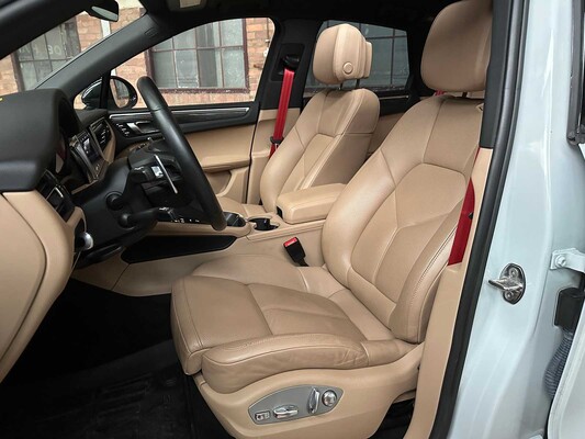 Porsche Macan S 2.9 V6 280 PS 2022