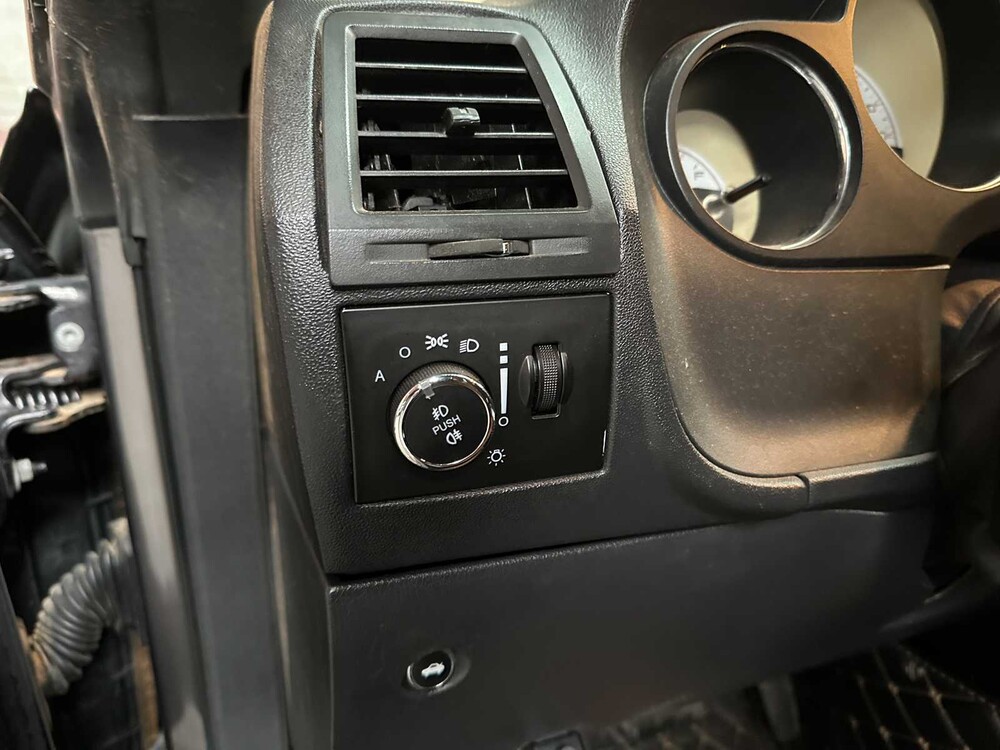 Dodge Challenger SXT 3.6 V6 309 PS 2014