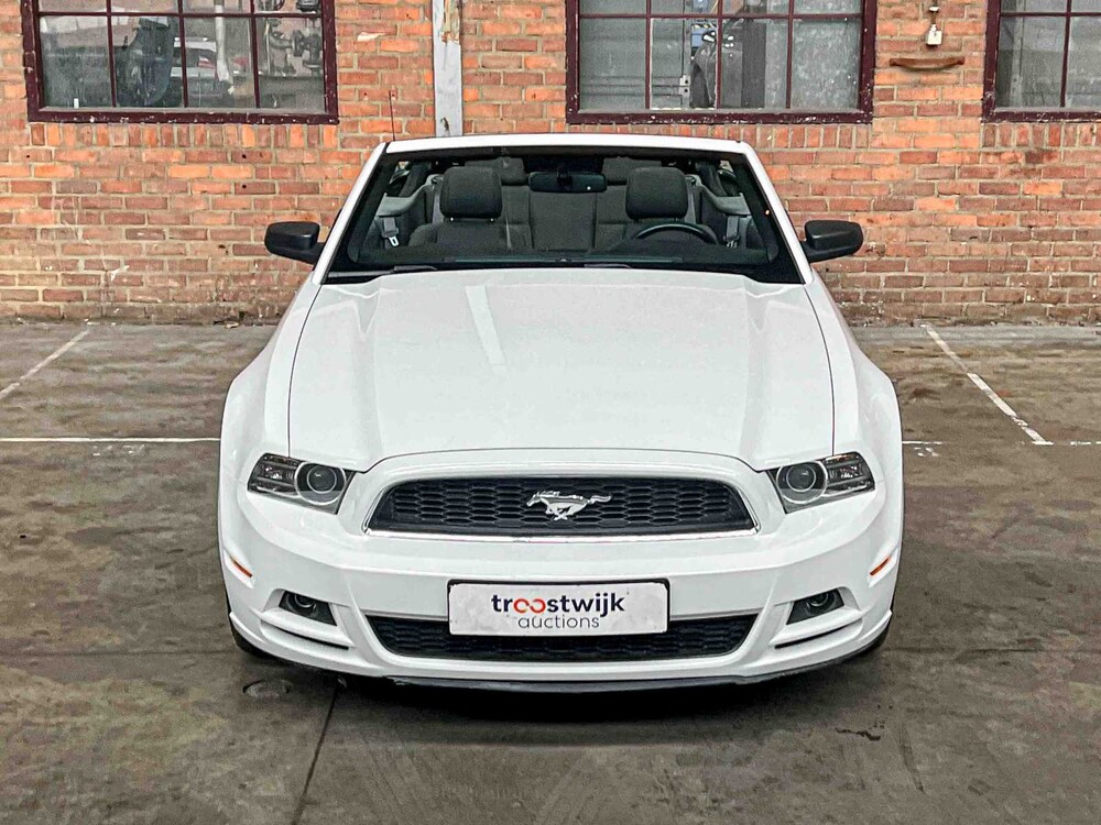Ford Mustang Cabriolet 3,7 V6 305 PS 2014