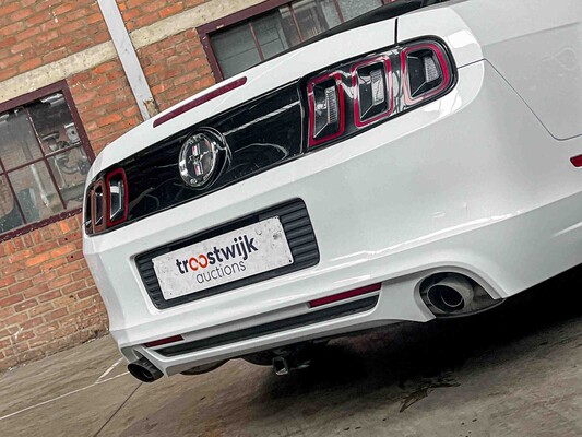 Ford Mustang Cabriolet 3,7 V6 305 PS 2014