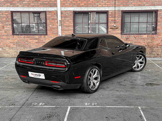 Dodge Challenger SXT PLUS 3,6 V6 305 PS 2015