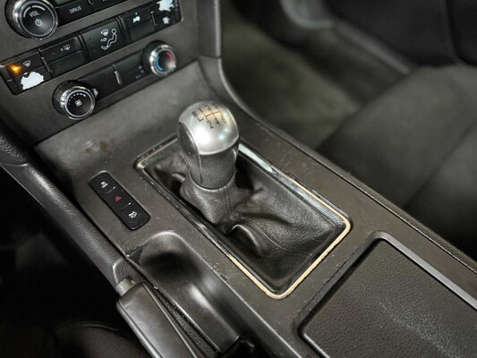 Ford Mustang 3,7 V6 305 PS 2012 Coupé -Schaltgetriebe-